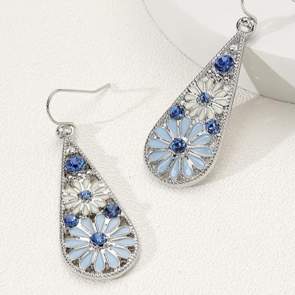 Womens Silver Daisy Drop Enamel Rhinestone Accent Earrings - Picture 2 of 6